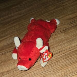 BOGO Ty Red and‎ White Snort Bull Plush